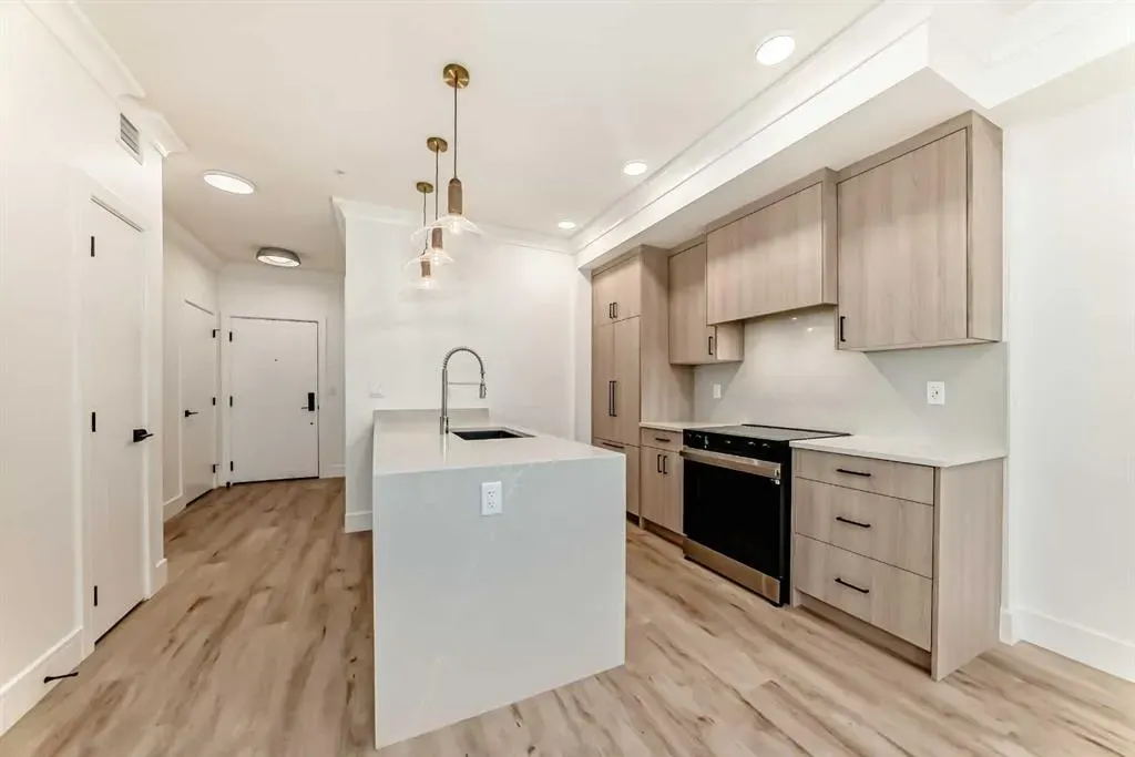 4270 Norford Avenue NW, #1208