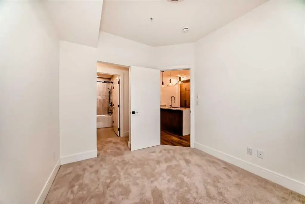 4270 Norford Avenue NW, #1208