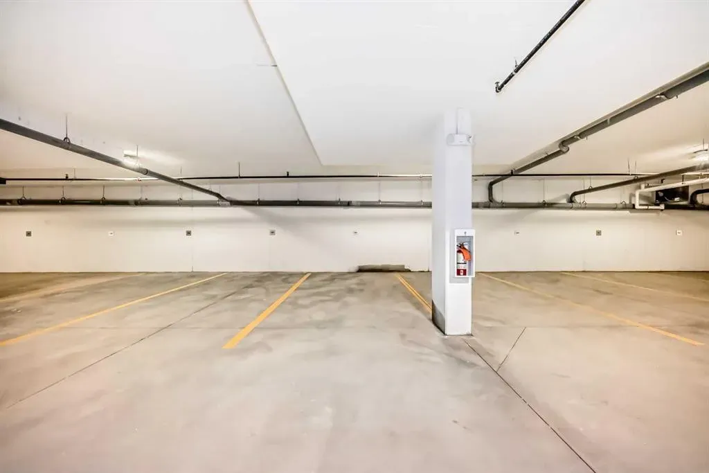 4270 Norford Avenue NW, #1208
