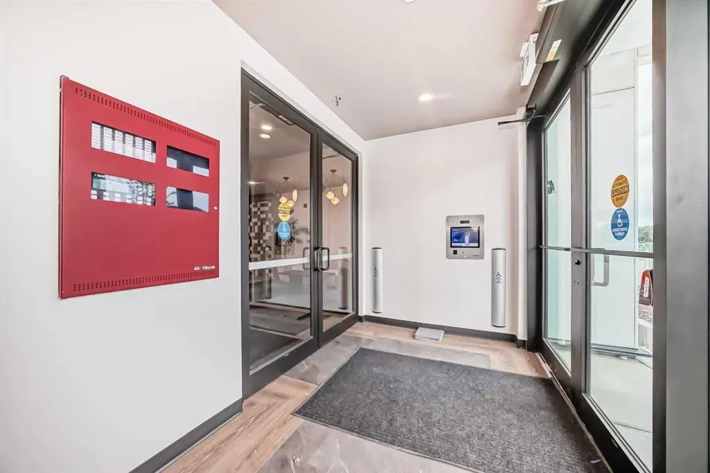4270 Norford Avenue NW, #1208