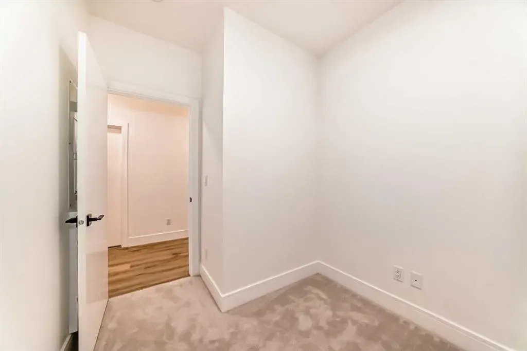 4270 Norford Avenue NW, #1208
