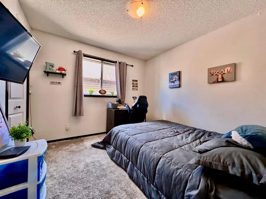 78 Cranwell Common SE