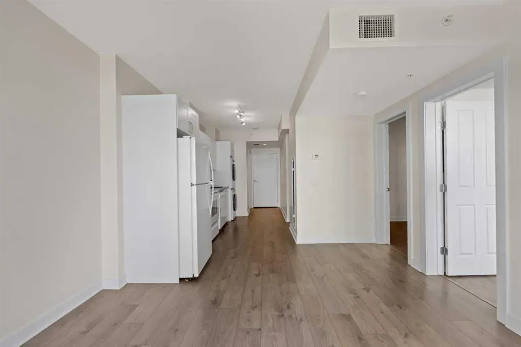 10 Brentwood Common NW, #410
