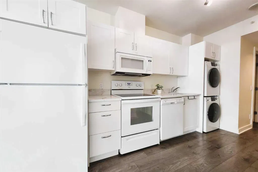 10 Brentwood Common NW, #410