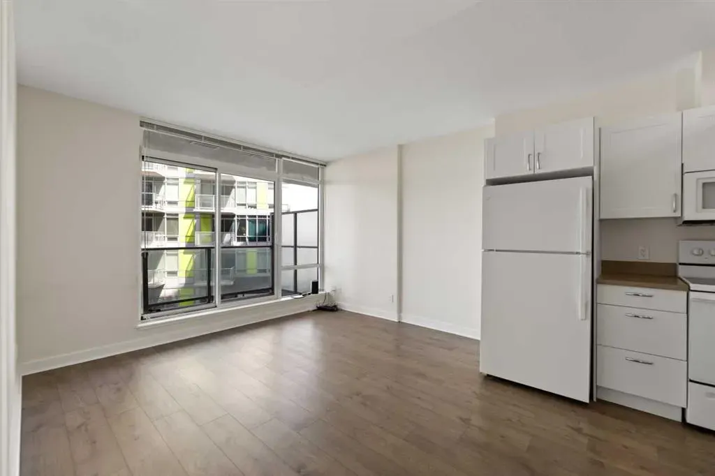 10 Brentwood Common NW, #410
