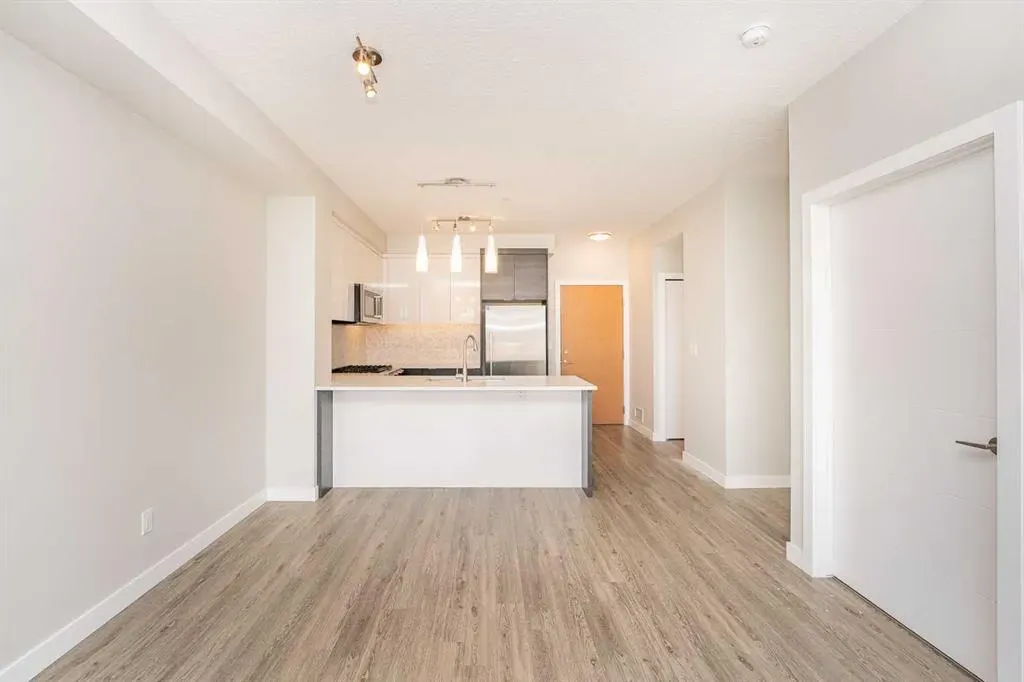 95 Burma Star Road SW, #3301