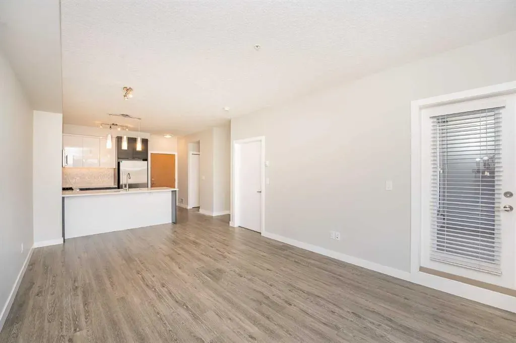 95 Burma Star Road SW, #3301