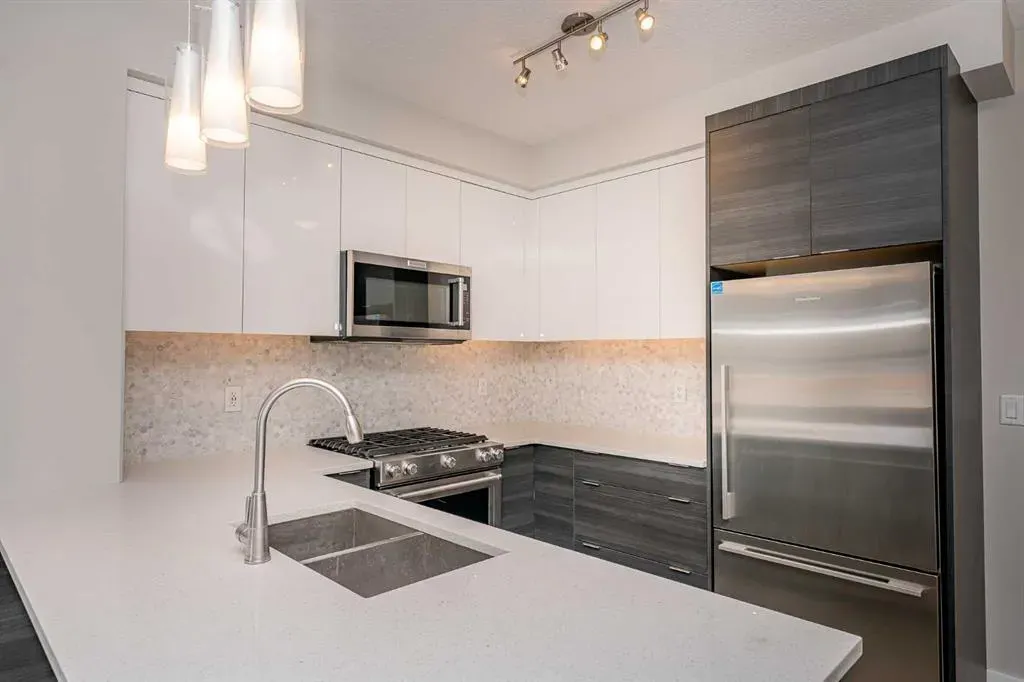 95 Burma Star Road SW, #3301
