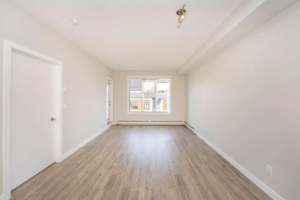95 Burma Star Road SW, #3301
