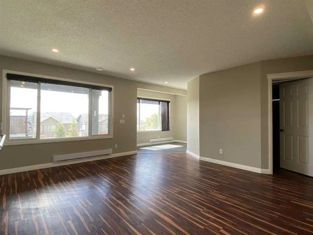 107 Sunset Way