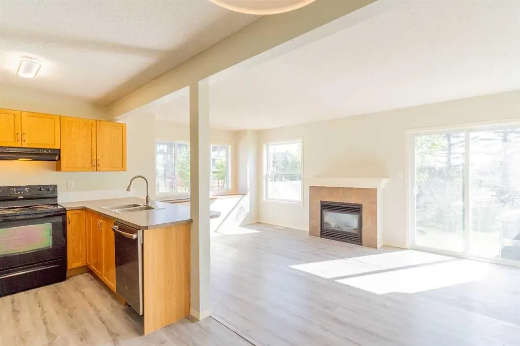52 Panatella Villas NW