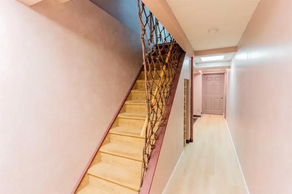 52 Panatella Villas NW