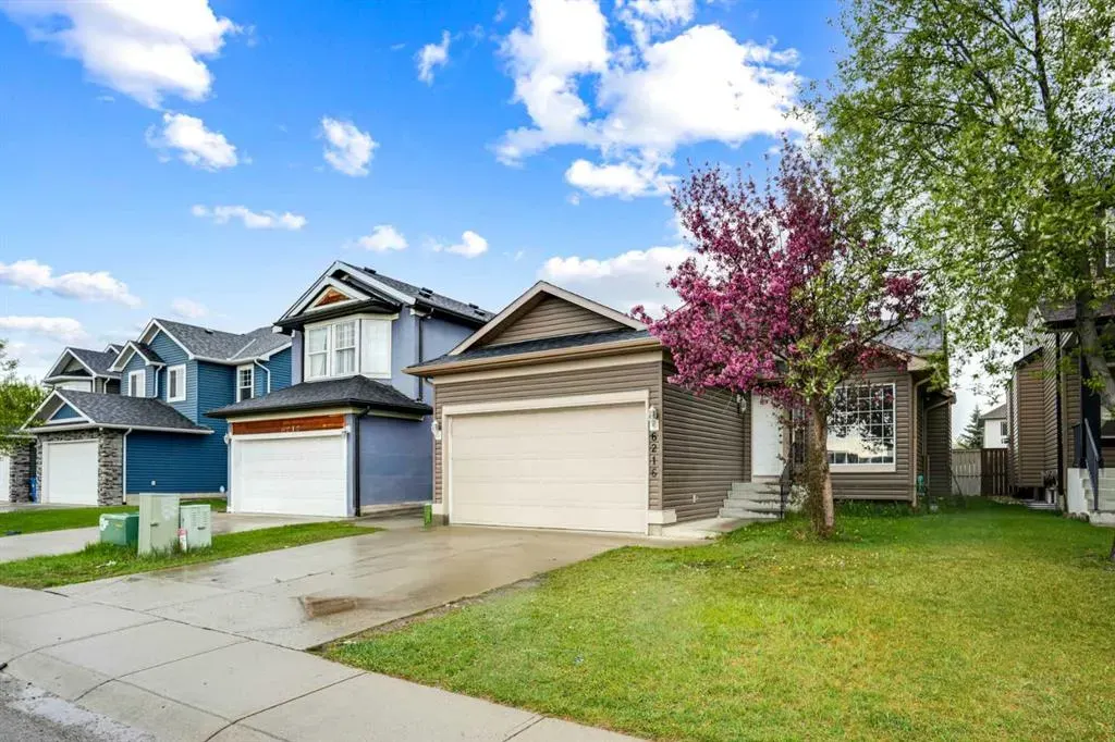 6216 Taralea Park NE