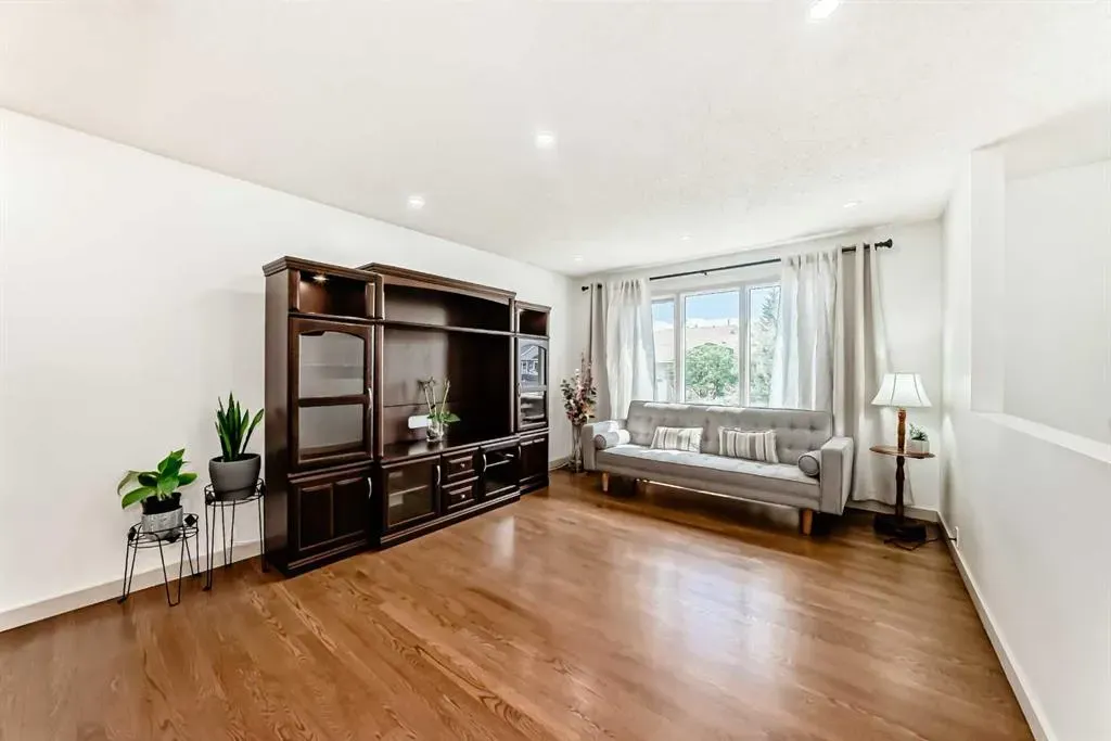 118 Ridgebrook Drive SW