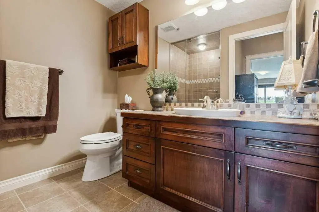 156 Tuscany Ravine Heights NW