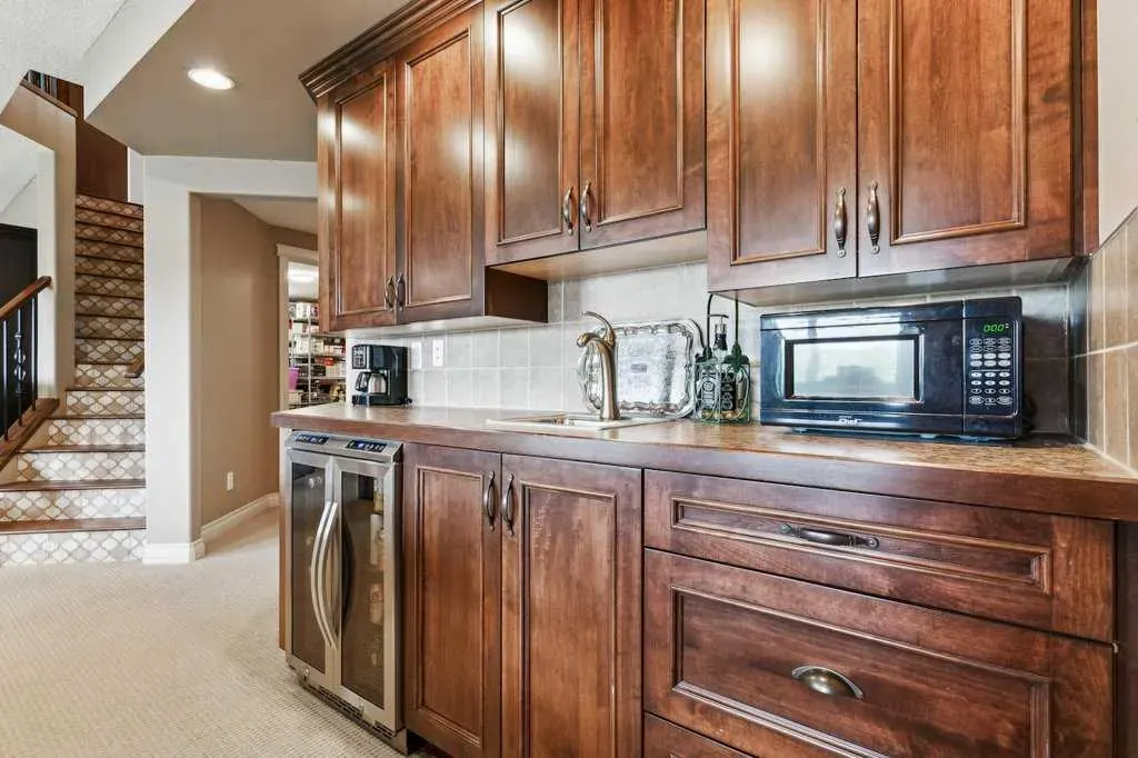 156 Tuscany Ravine Heights NW
