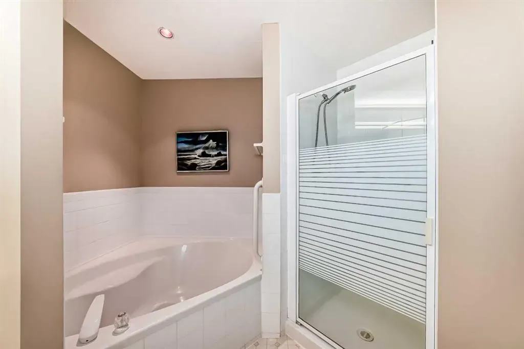 9449 19 Street SW, #213