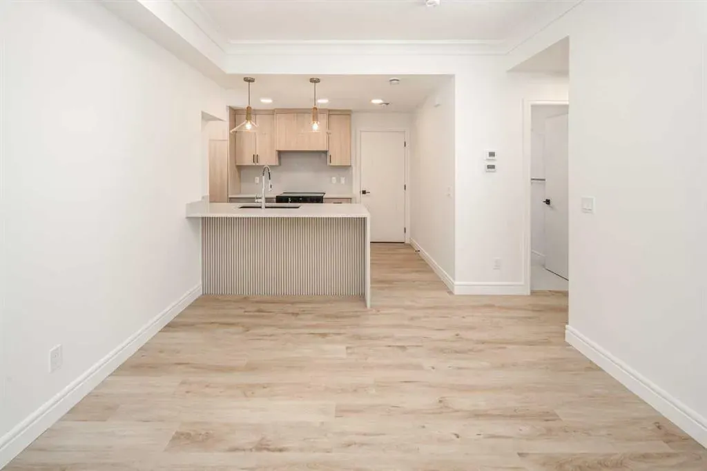 4270 Norford Avenue NW, #312