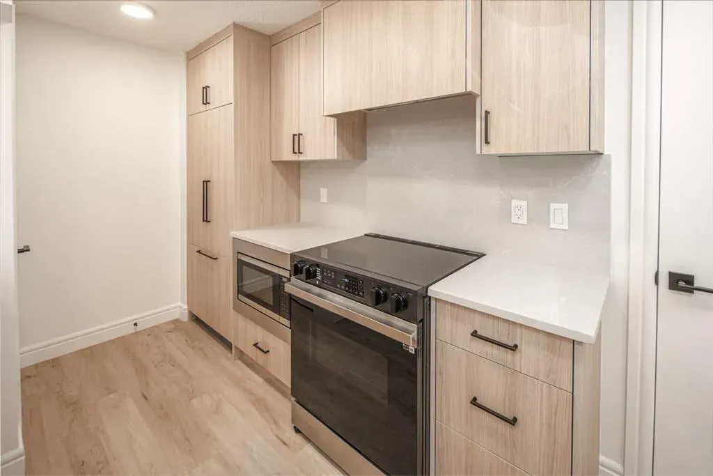 4270 Norford Avenue NW, #312