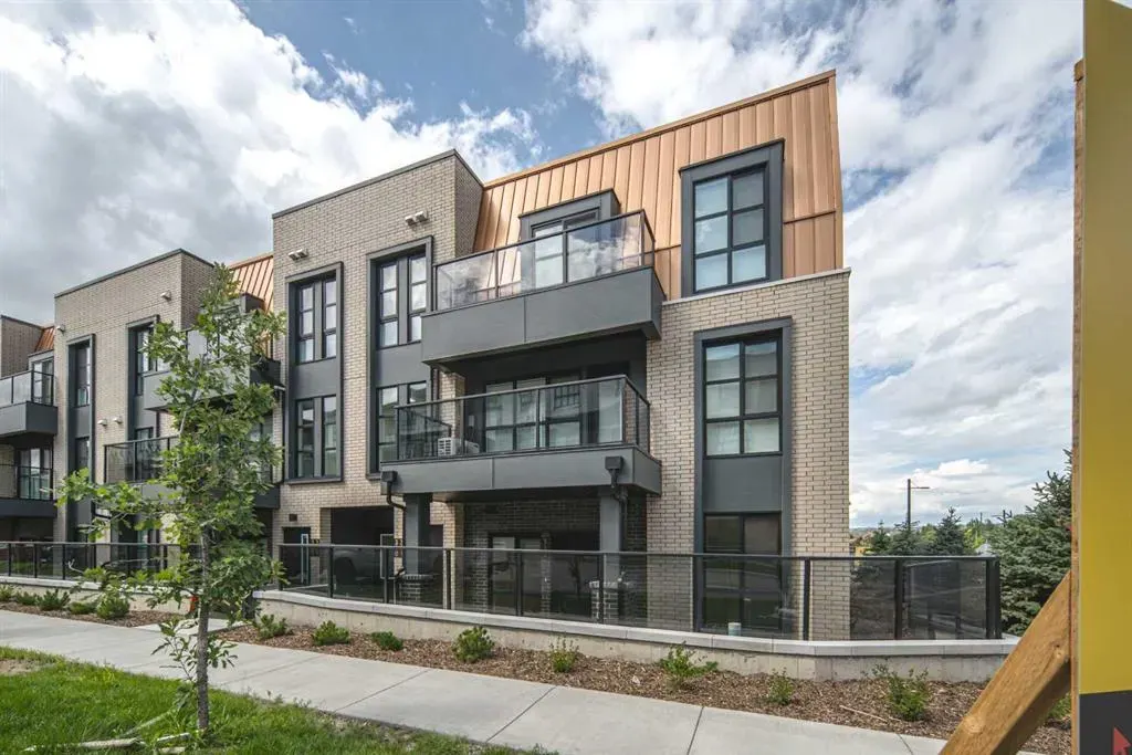 4270 Norford Avenue NW, #312
