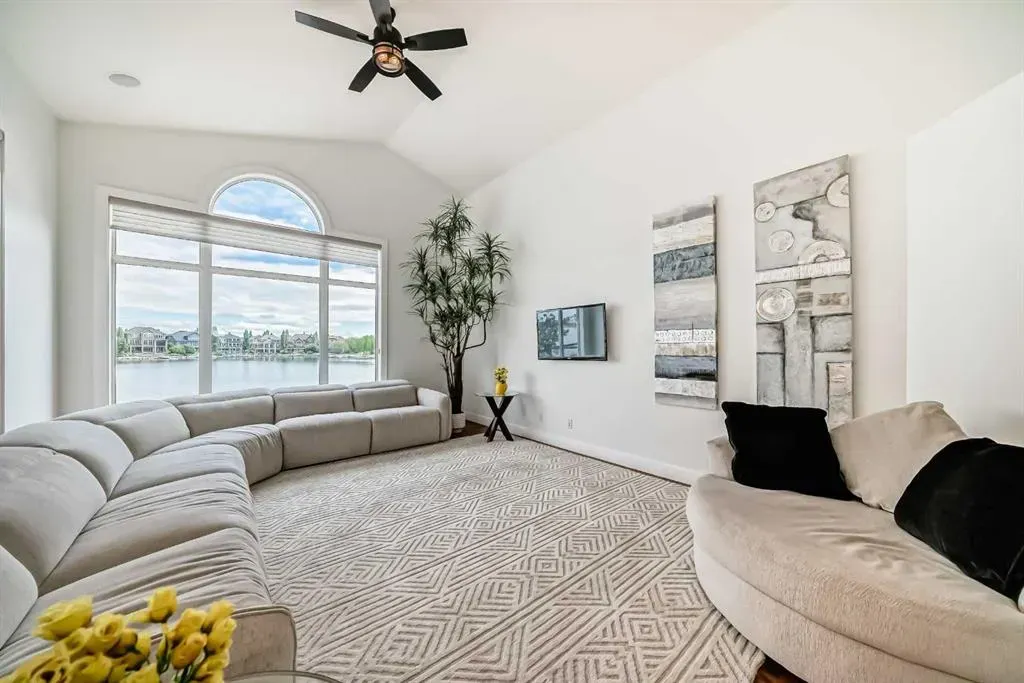 62 Auburn Sound Landing SE