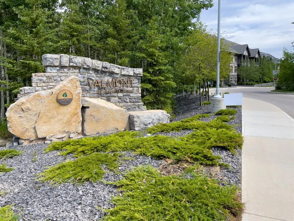 35 Aspenmont Heights SW, #211