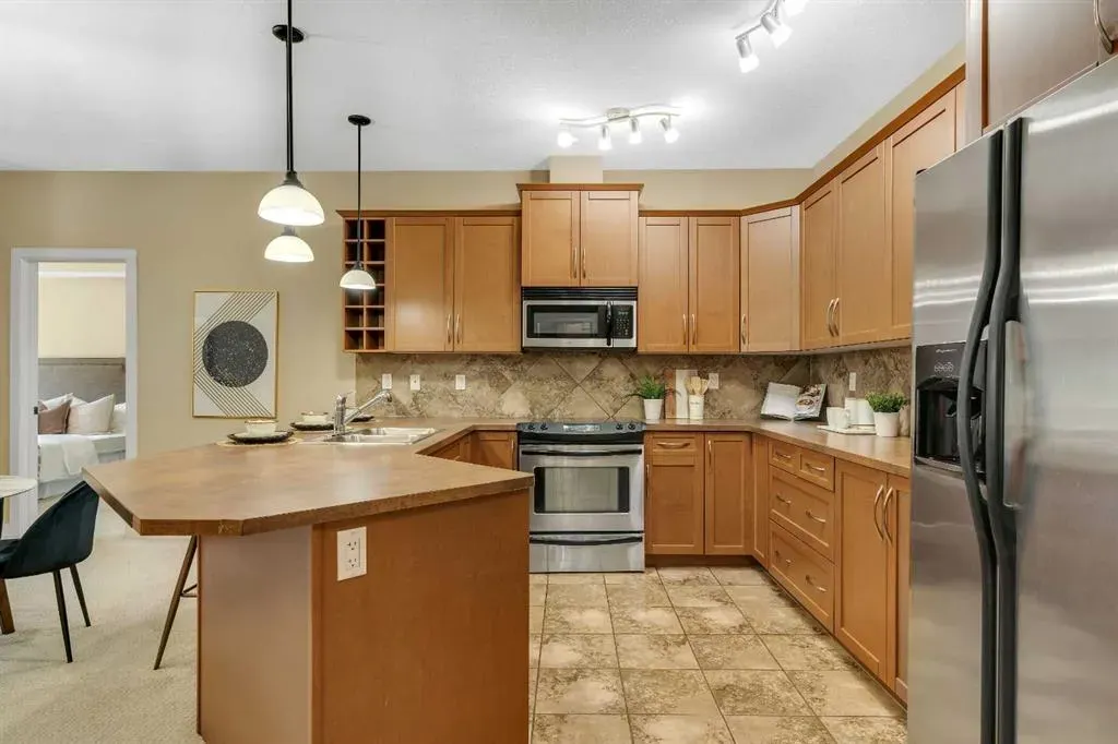 35 Aspenmont Heights SW, #211