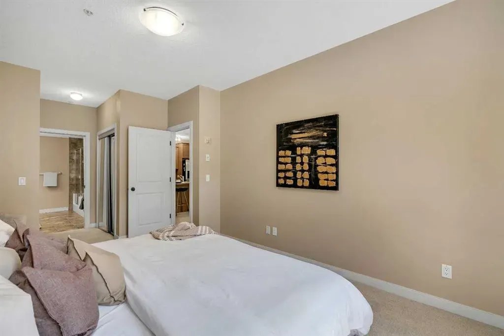 35 Aspenmont Heights SW, #211