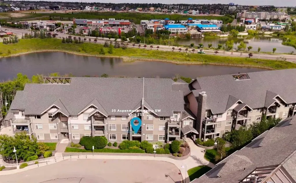 35 Aspenmont Heights SW, #211