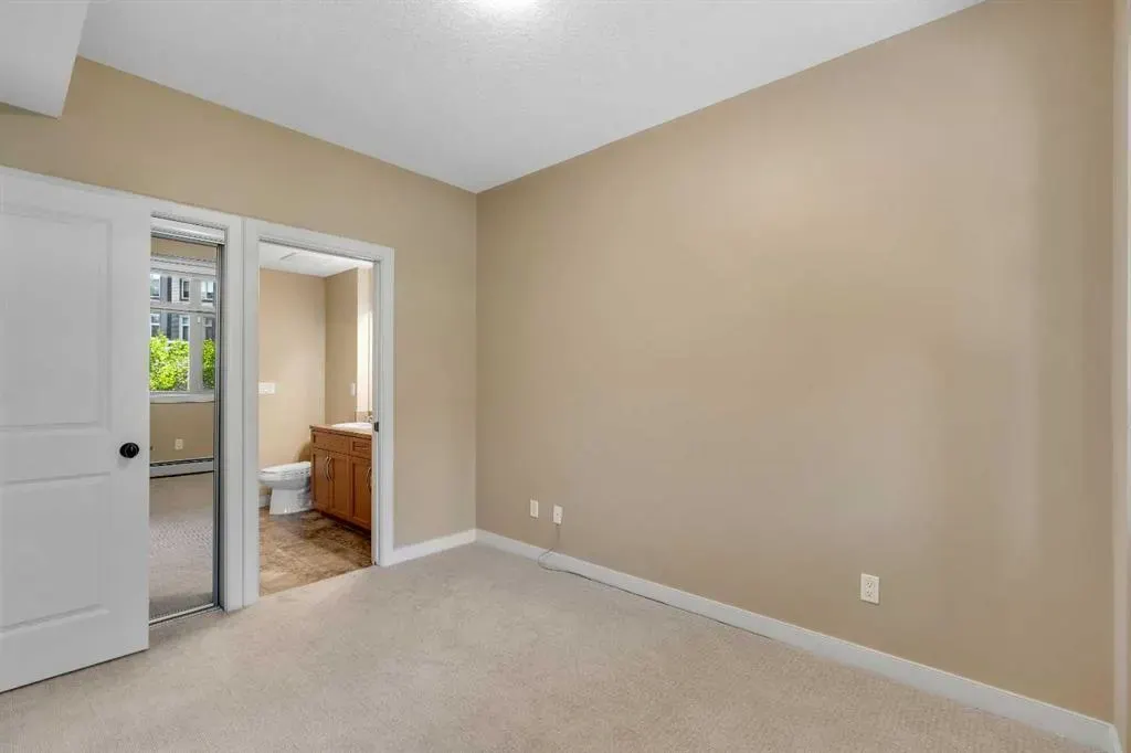 35 Aspenmont Heights SW, #211
