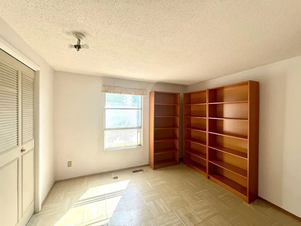 330 canterbury Drive SW, #110