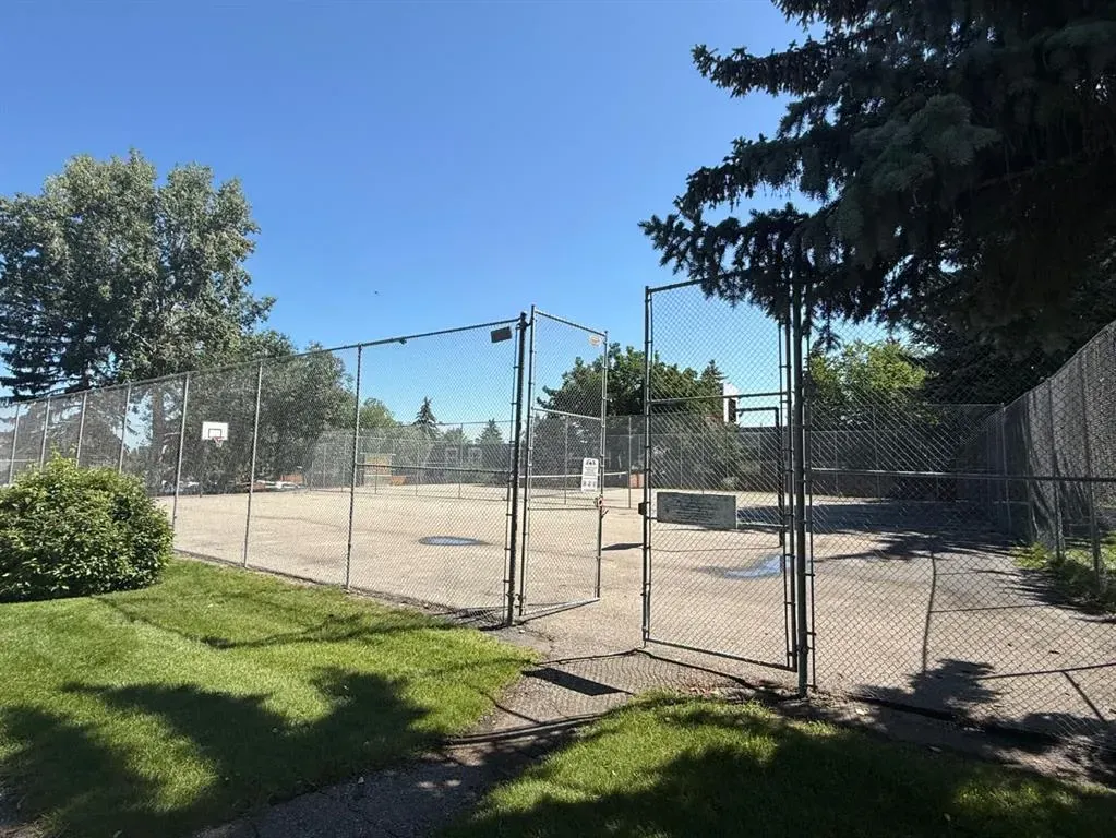 330 canterbury Drive SW, #110