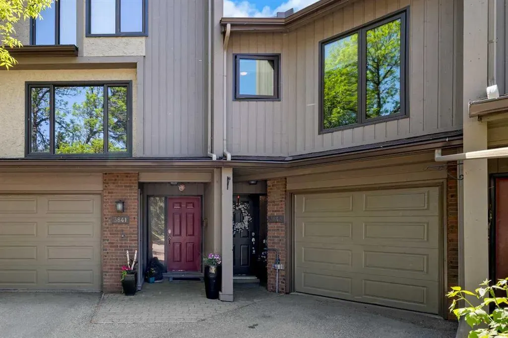 3843 Point Mckay Road NW