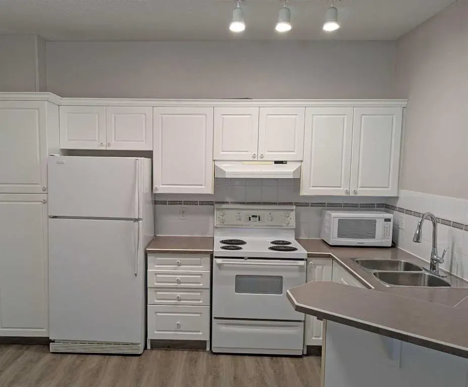 777 3 Avenue SW, #206