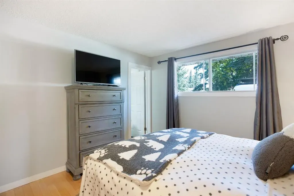 223 Brookpark Drive SW