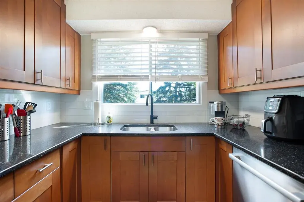 223 Brookpark Drive SW