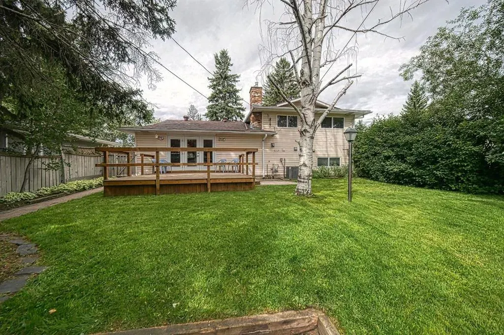 11147 Southdale Road SW