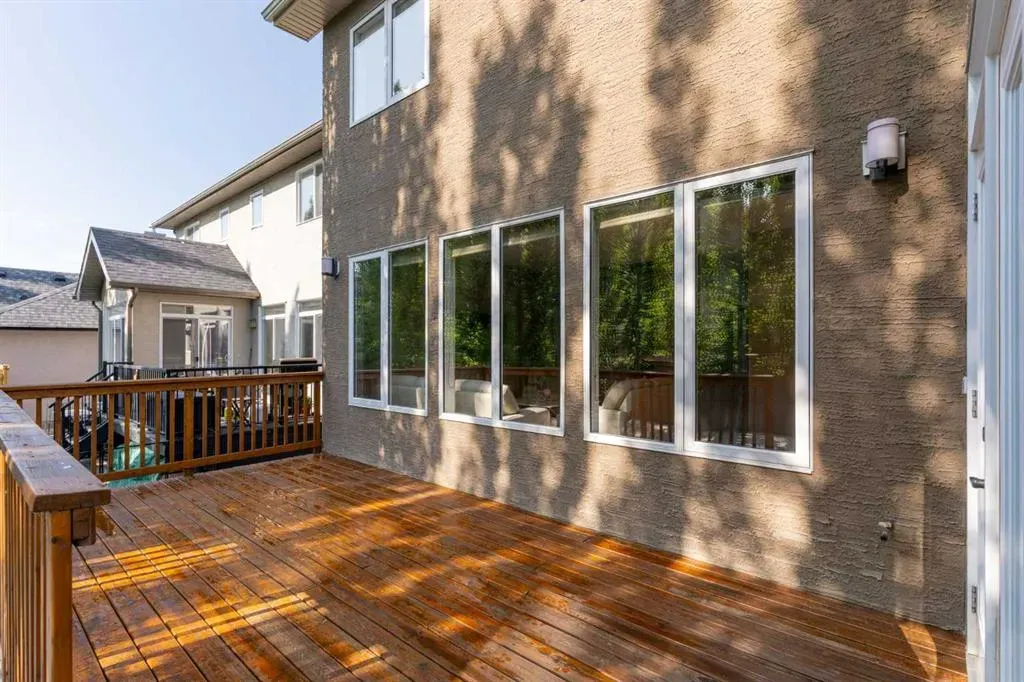 121 Panatella Green NW