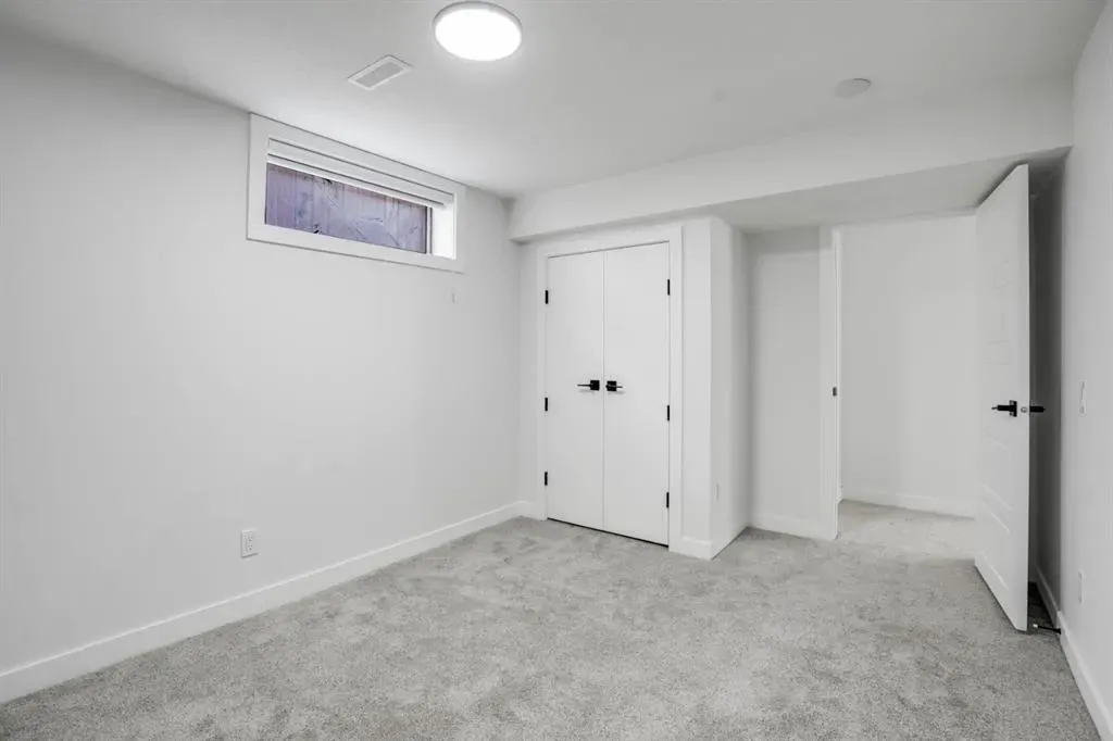 264 Penbrooke Close SE