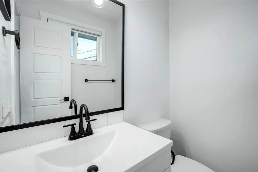 264 Penbrooke Close SE