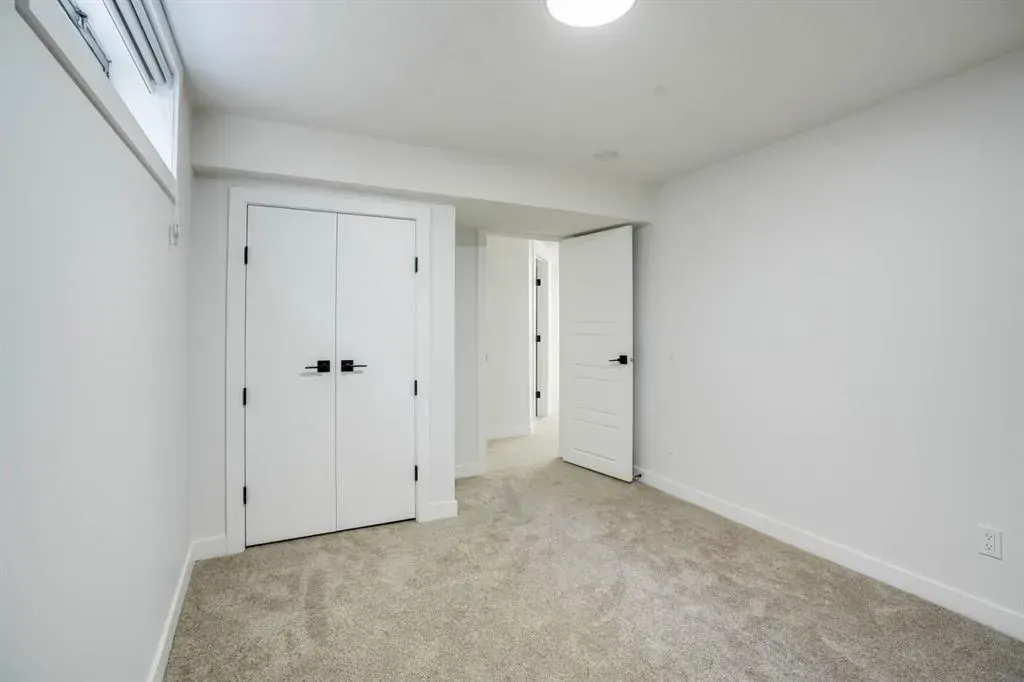 264 Penbrooke Close SE
