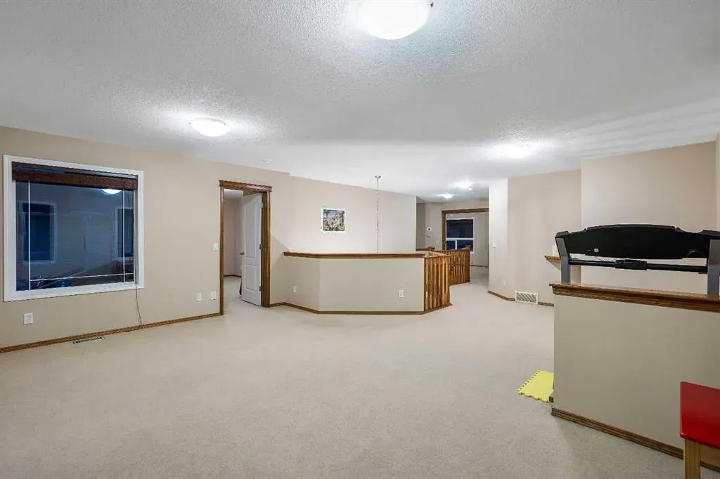 213 Hawkmere Close