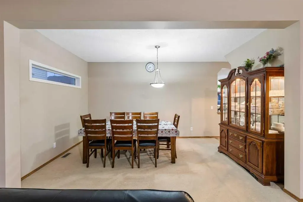 213 Hawkmere Close
