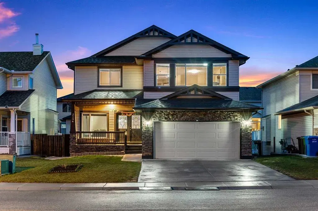 213 Hawkmere Close
