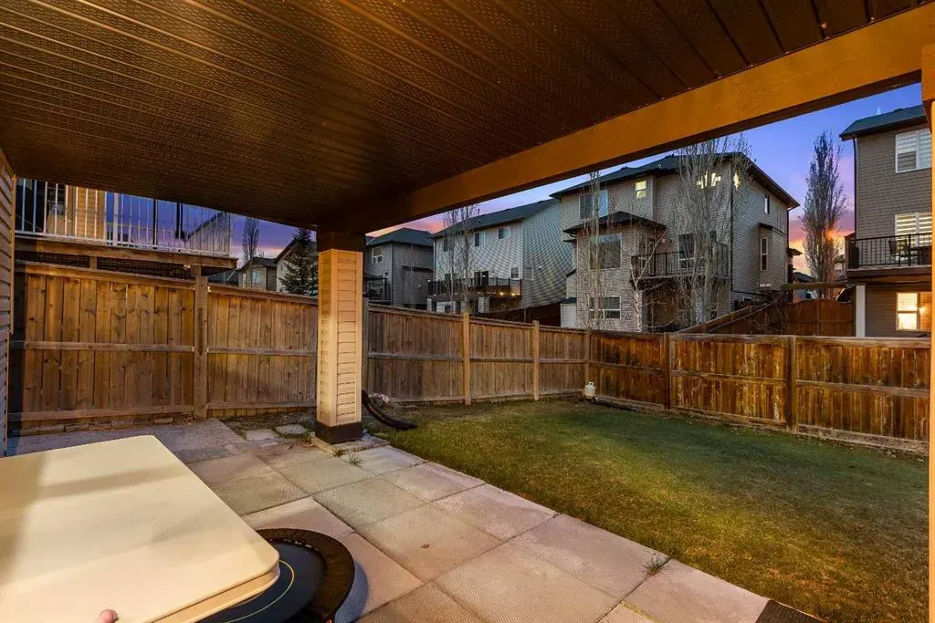 213 Hawkmere Close