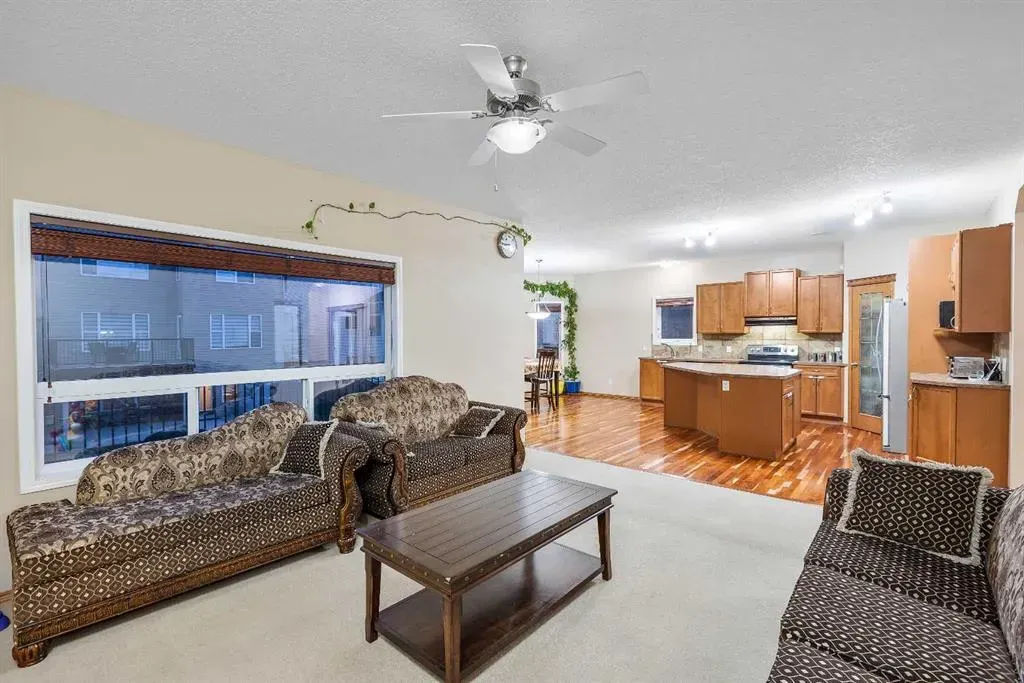 213 Hawkmere Close