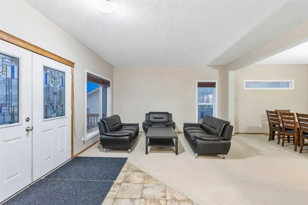 213 Hawkmere Close