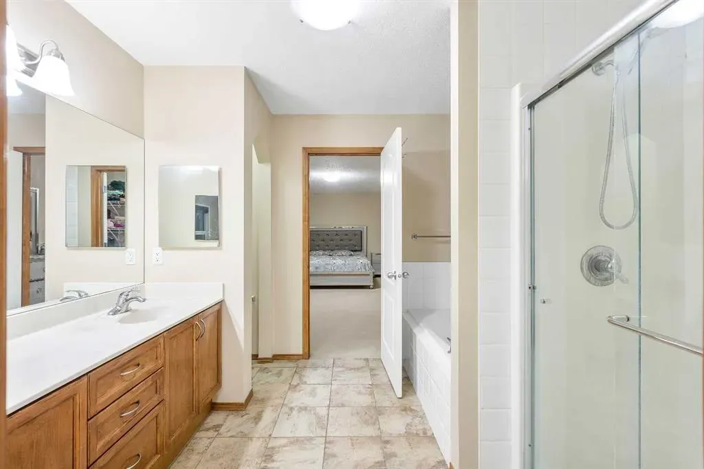 213 Hawkmere Close