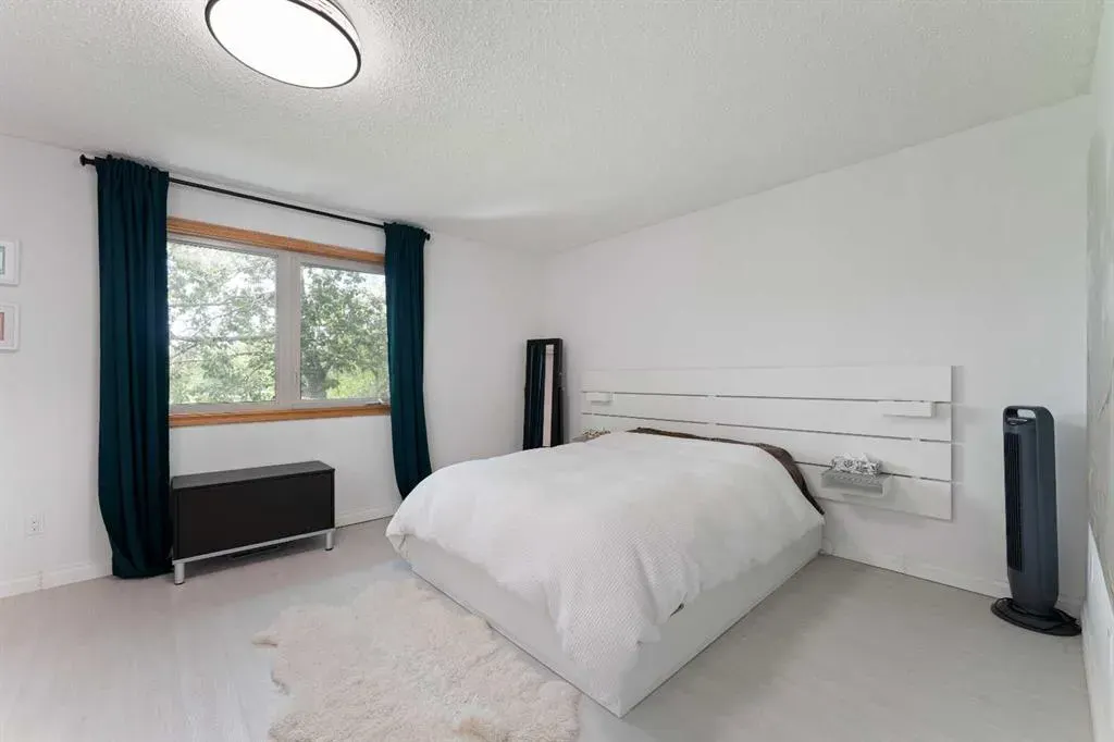 803 Varsity Estates Drive NW, #10