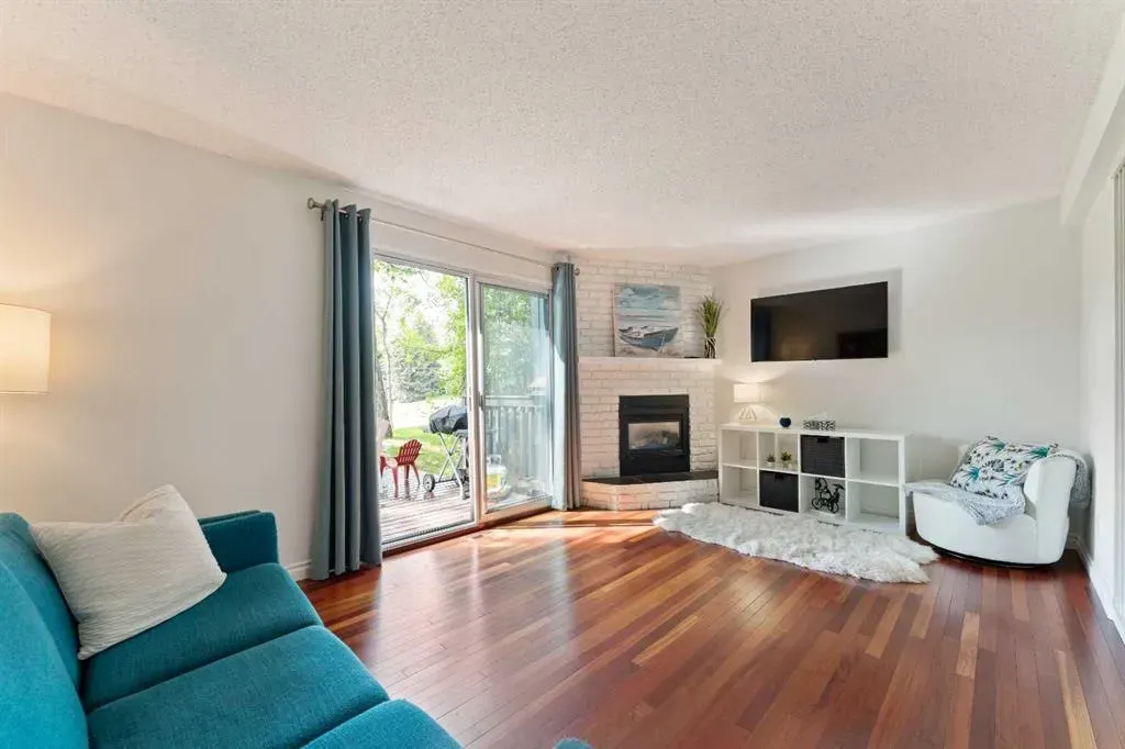 803 Varsity Estates Drive NW, #10
